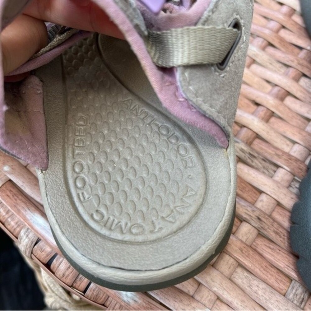 Keen Whisper Sandals in Grey and Purple  9 - Picture 4 of 11